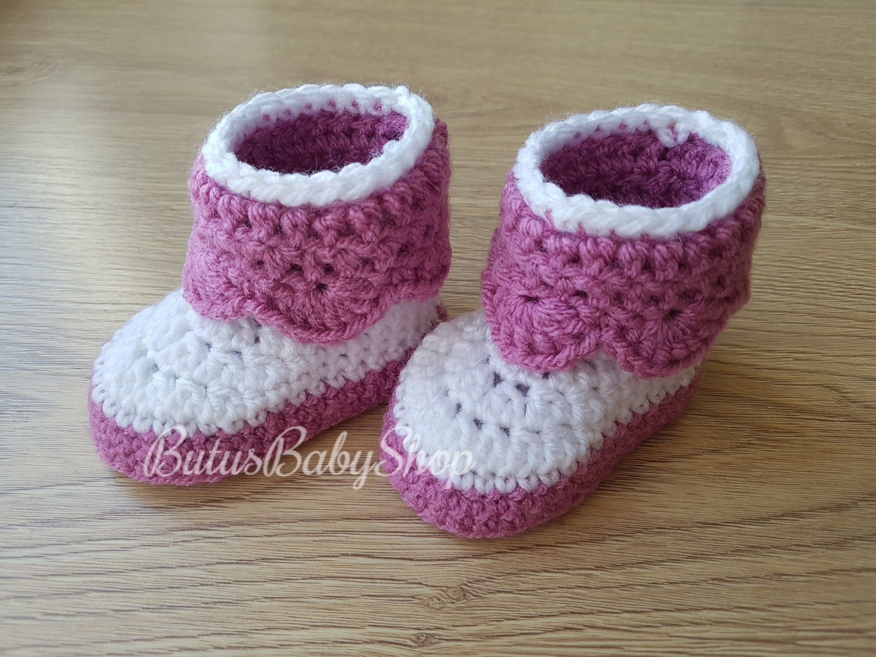 crochet newborn shoes