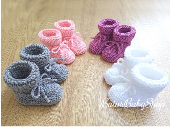 knitted baby shoes