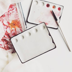 Paleta de cerámica CLASSIC LINE n.° 2 para mezclar acuarela, óleo, acrílico y gouache. Hecha a mano. Regalos estéticos para artistas.