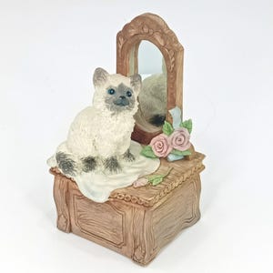 Cat Music Box Cat Dresser Mirror &quot;Put on a Happy Face&quot; Fluffy Siamese Mirror Pink Roses Vintage Windup Music Box Cat Lover Music Box Gift