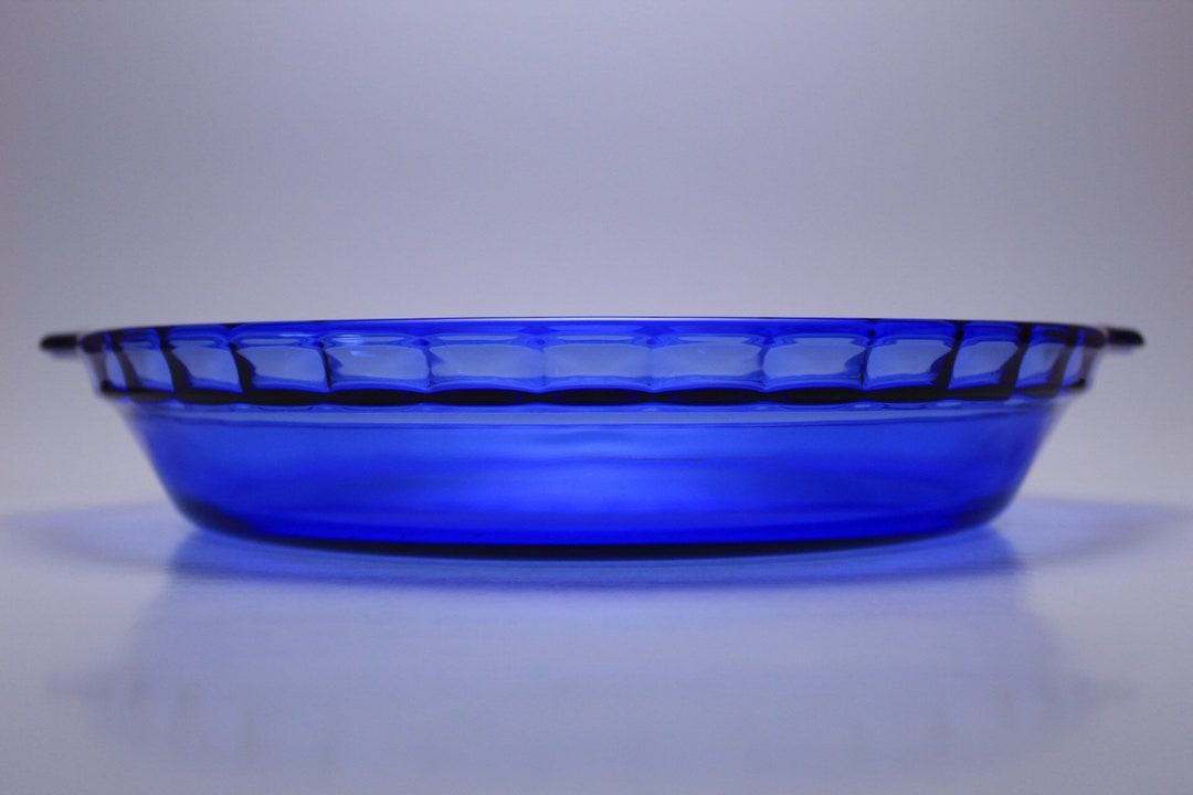 Cobalt Blue Glass Pyrex Fluted Pie Dish With Handles, Blue Glass