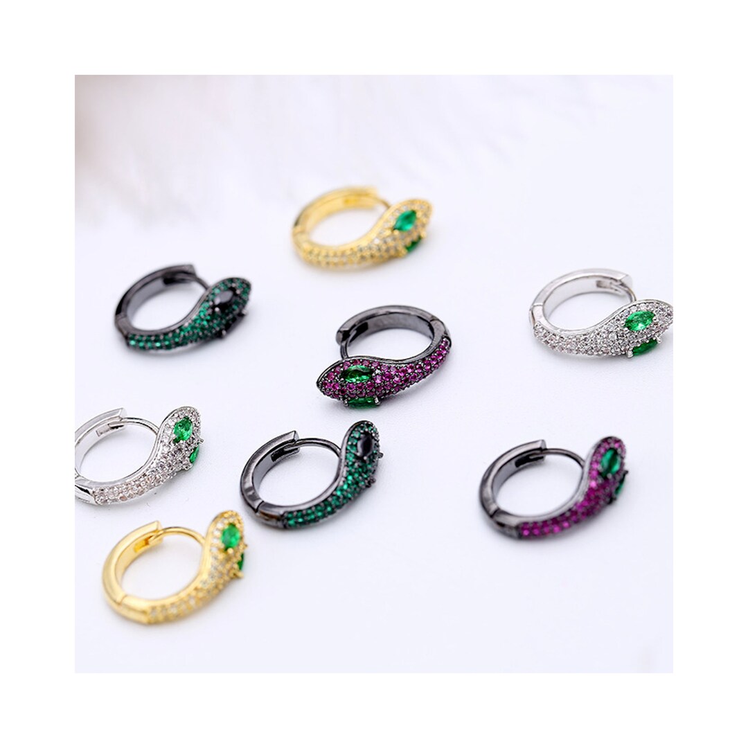 Mini Snaffle Earring main image 0