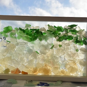 Dreamcatcher Stand Up Sea and Beach Glass Display Window