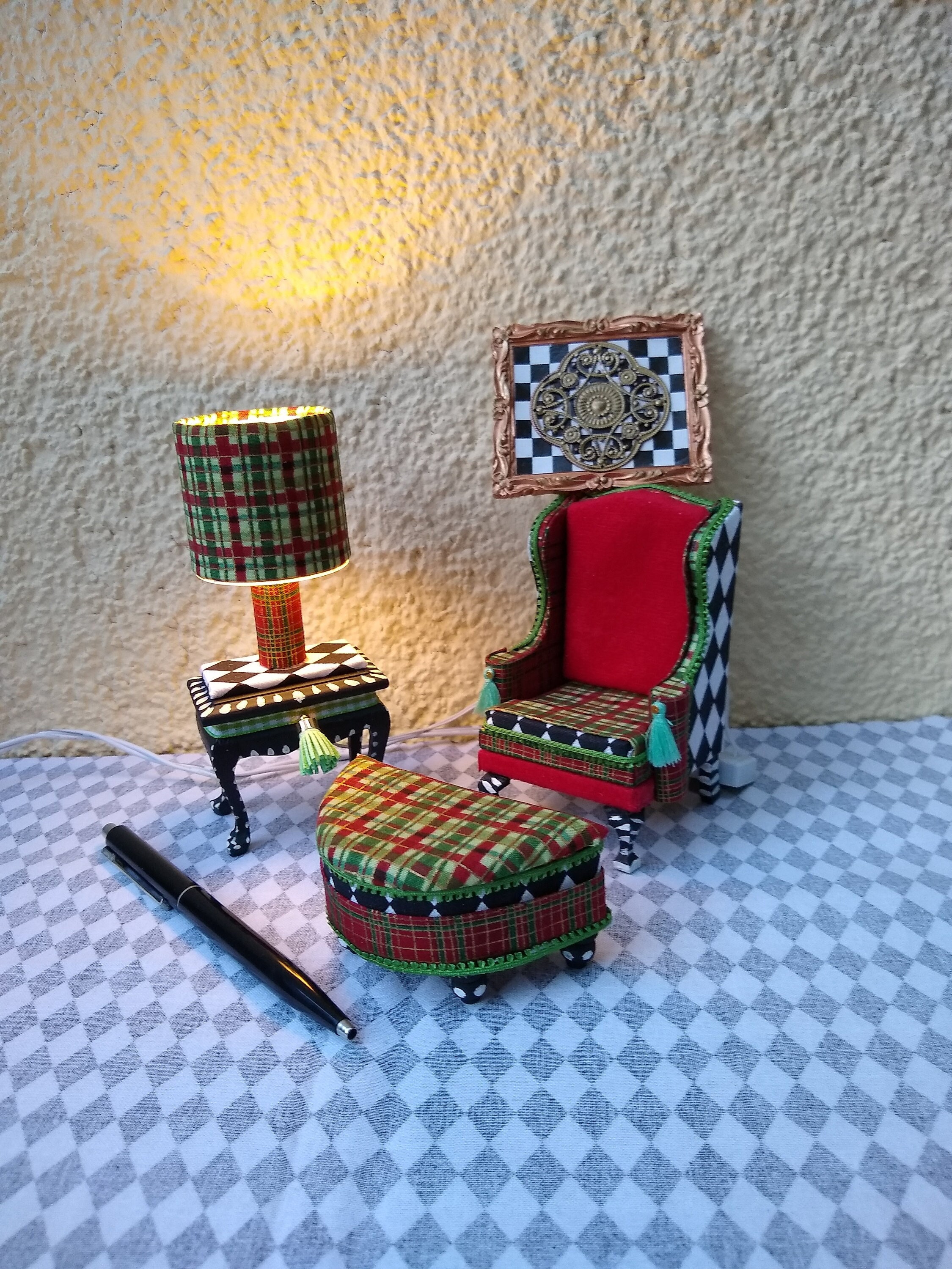Nichoir décoratif en bois, blanc et vert, à suspendre