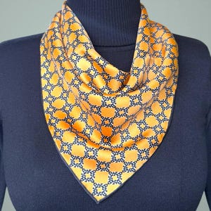 シルク スカーフ スクエア、100% マルベリー シルク スカーフ、女性へのギフト、55 x 55 cm シルク ネッカチーフ、シルク バンダナ、女性用シルク ツイル スカーフ ヘア スカーフ