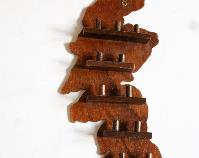Thumble Rack Vintage Thimble Display Rack UK Map, Vintage Wooden Thimble Collection ...