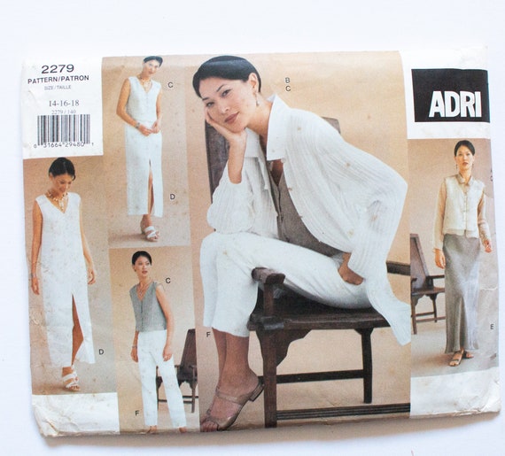 Vintage Vogue Pattern Service 'Adri' Fashion Patt… - image 1