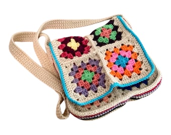 Granny Square Messenger Bag: Retro Crocheted Crossbody Purse
