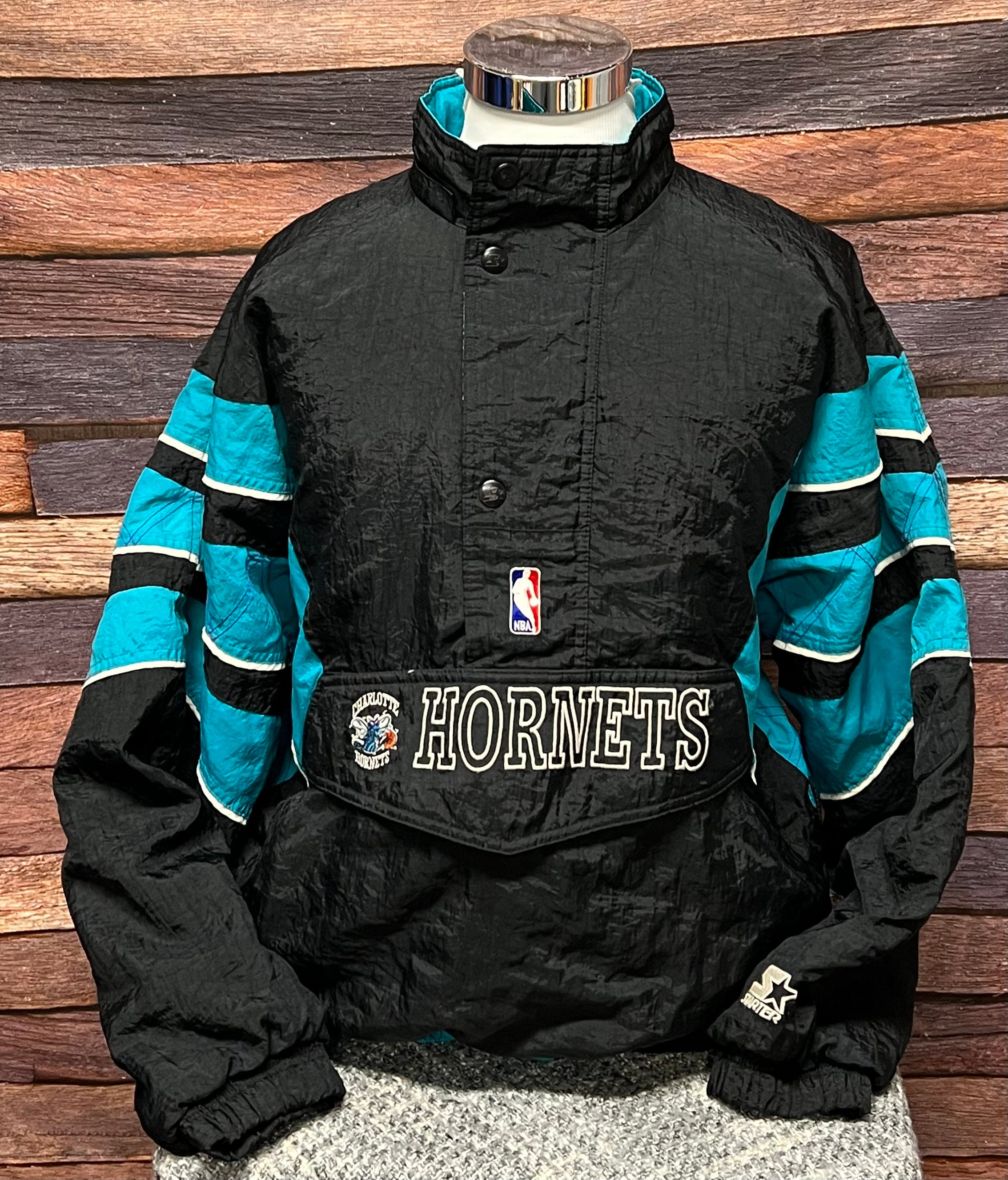 Vintage 1990s Charlotte Hornets NBA Puffer Jacket / Athleisure Sportsw – LOST BOYS VINTAGE