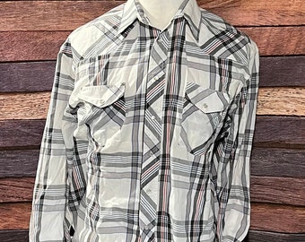 Vintage Wrangler Western Wear Plaid Cowboy Rockabilly Pearl Snap Button Down Rancher Shirt (XL)