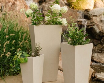 Holbrook Planter Pot