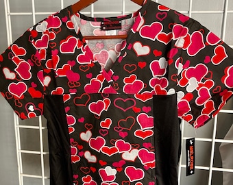 Side Spandex Printed Scrub Top - Hearts on Black - Free Shipping!