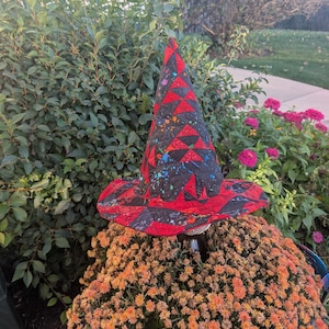 Handmade Quilted Patchwork Witch Hat – Red and Black Geometric Fabric Cone Hat for Halloween, Cosplay & Renaissance Fairs