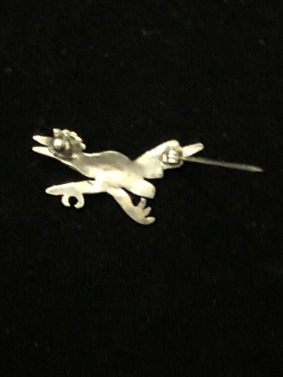 Beautiful Sterling Tourquise Navajo Roadrunner Pin - image 8