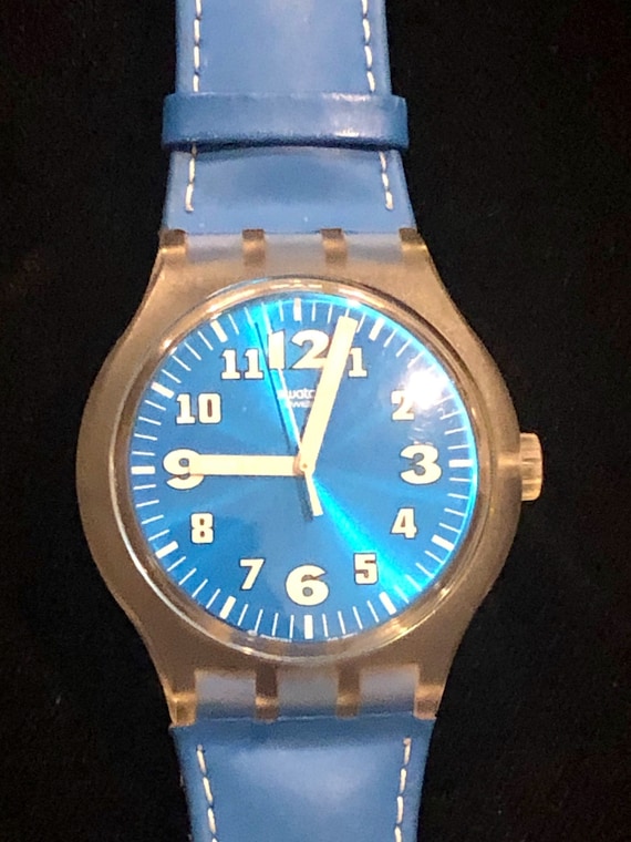 Vintage Original 2001 Luminous Swatch Watch in Ex… - image 1