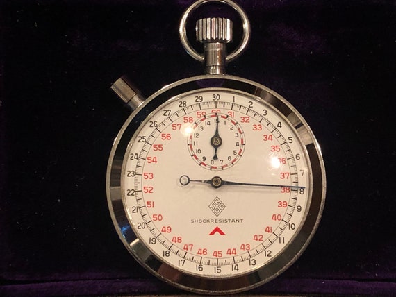 Vintage Swiss Stopwatch in Mint Condition - image 6