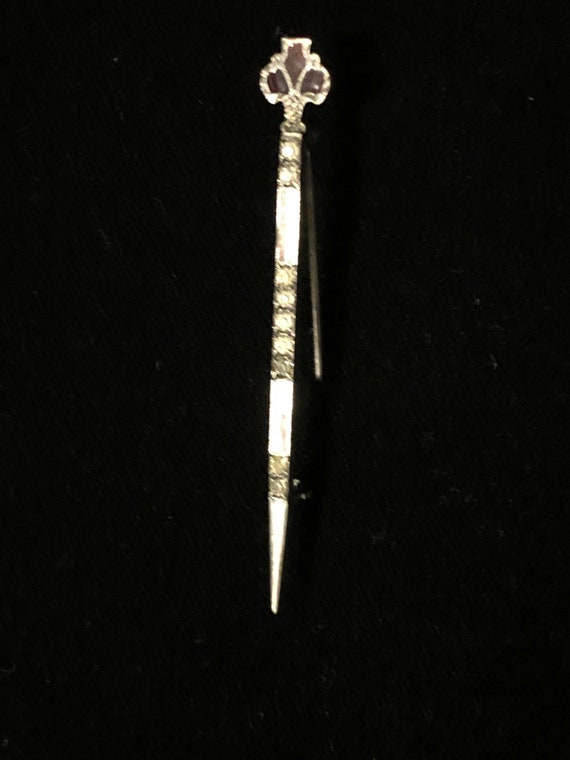 Beautiful Vintage Sterling Pin