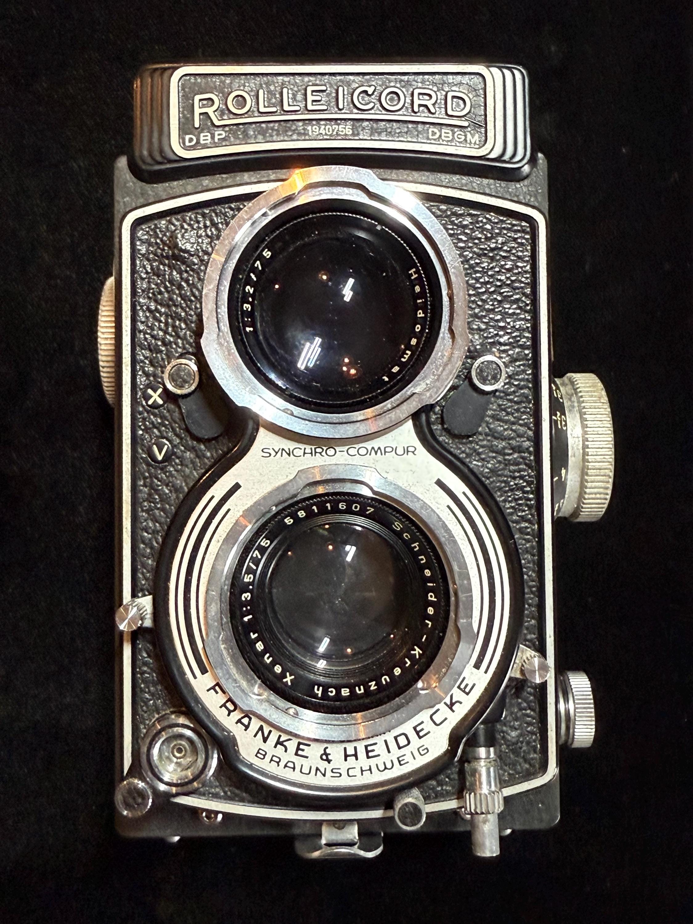 Vintage Rolleicord Camera, Schneider Xenar Lens, With Leather Case