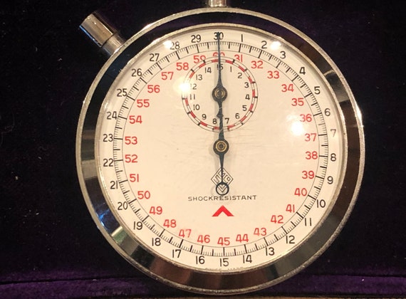 Vintage Swiss Stopwatch in Mint Condition - image 4