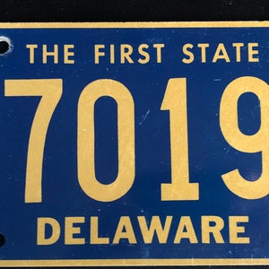 Vintage 2000 Delaware License Plate in Excellent Condition