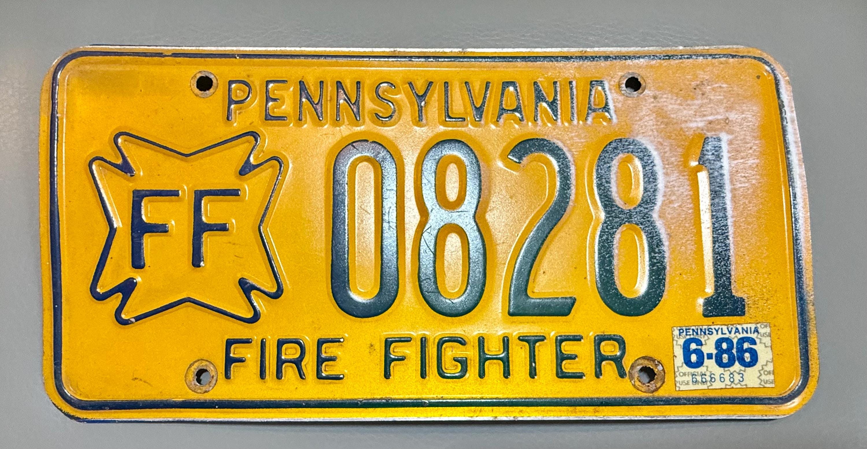 シリアルナンバー入り【FAUCHON　フォション】フェーブ　1996年　VTG Vintage 1986 PA Firefighter License Plate - Etsy