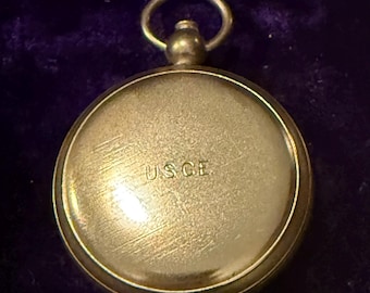 Vintage WW 2 USCE Taylor Compass in excellent condition