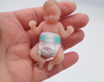 Realistic diaper for my mini baby zuru clothes for 2.5 inch 1:6 scale doll N0 doll No bed