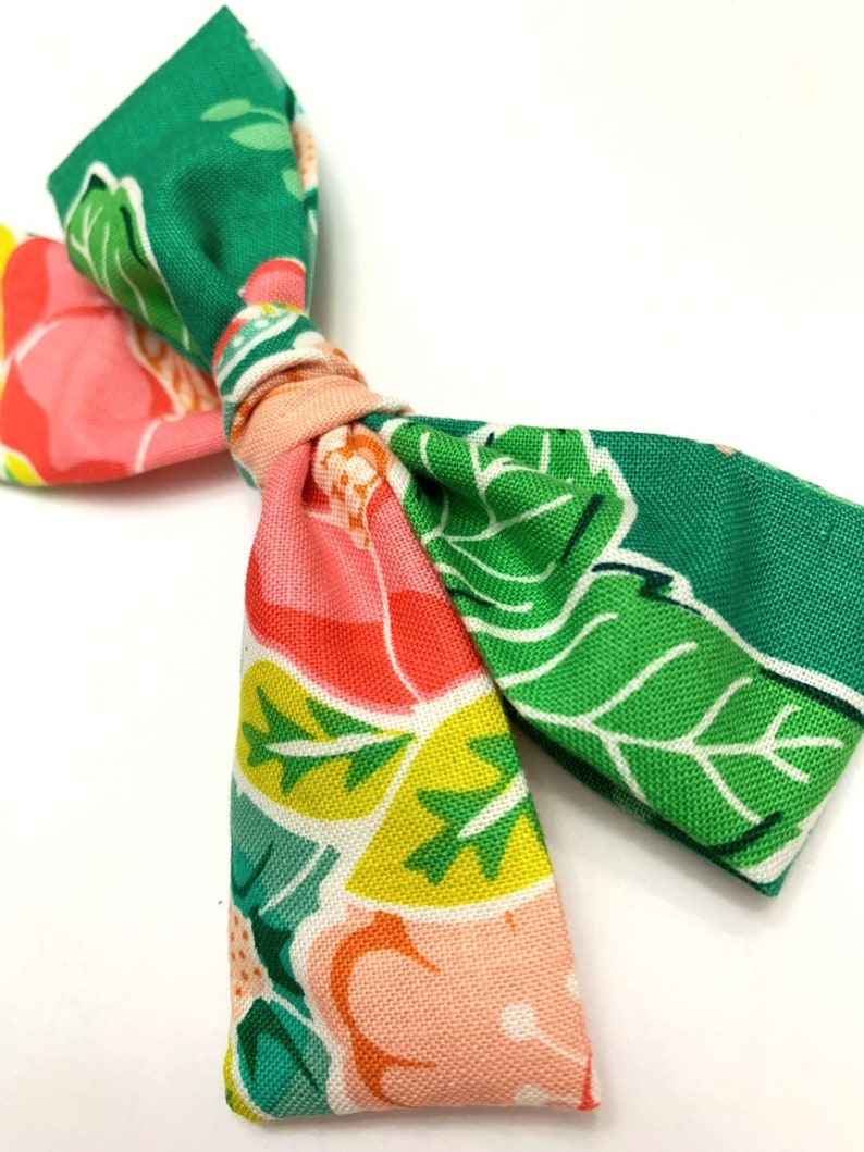 Green Floral bow