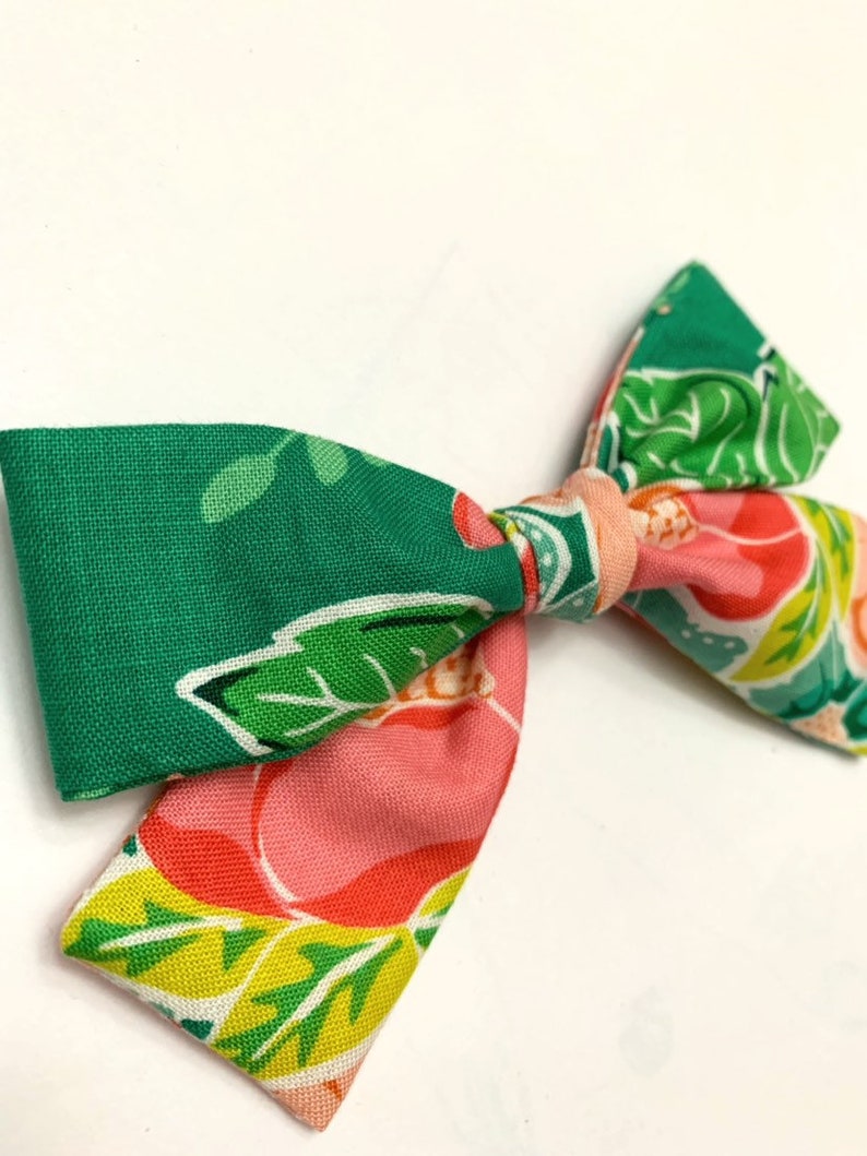 Green Floral bow