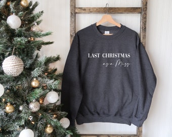 Sudadera "Última Navidad como Miss" / Regalo para esposa / Regalo para prometida / Suéter navideño / Novia 2026