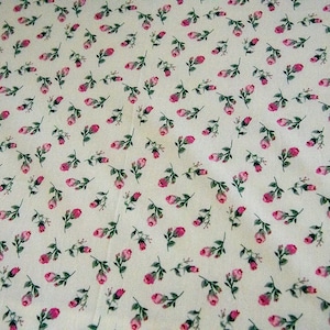 Hojas de Cuna Ajustadas (Delicados Rosebuds)