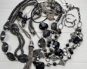 Vintage jewelry lot, Black junk jewelry lot, Junk jewelry lot, tangled crafting broken Lot