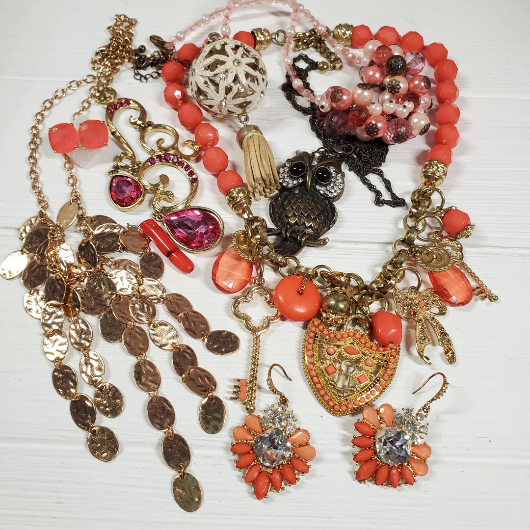 Vintage Junk Jewelry Lot Lot Craft Junk Wear Resale Tangled Crafting Vintage Junk Jewelry Lot Lot Craft Junk Wear Resale Tangled Crafting