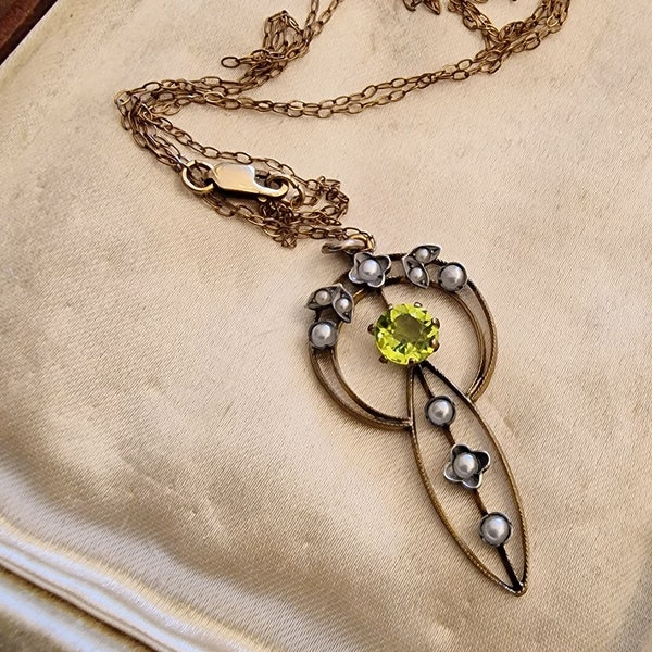 ART NOUVEAU PENDANT -Seed Pearls and Green Peridot paste- boxed