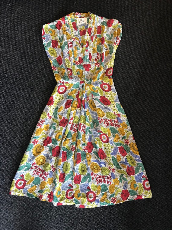 Vintage 1930’s/40’s Novelty Handprinted Rayon Dres