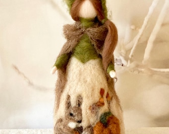 Needle felt Autumn forest fairy figurine, with squirrel,Waldorf, warm cosy woodland decor, Halloween,dharvest Thanksgiving decor,cottagecore