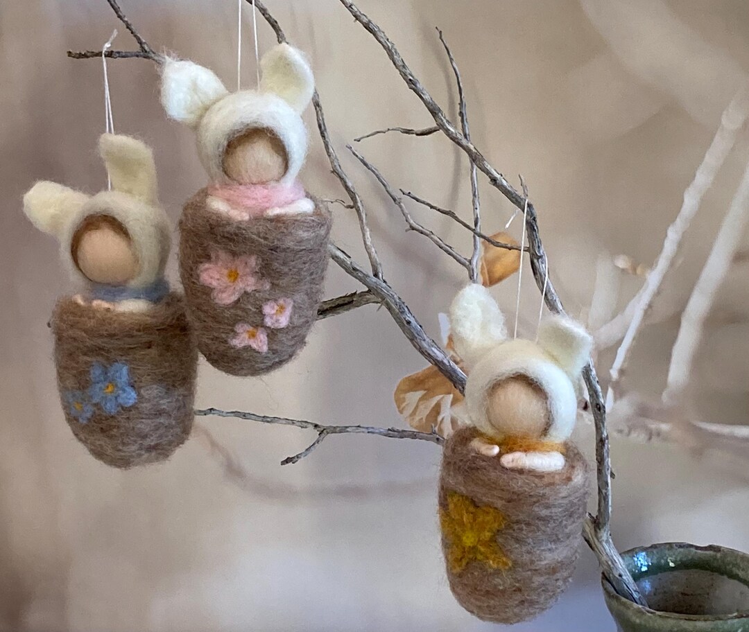 Needle Felted Bunny Rabbit in Easter Egg Ornements, Easter Decoration ...