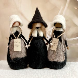 Salem witch Halloween figurines, 1692 Salem Massachusetts, Halloween decor, vintage Halloween, witchy vibe decor, they missed one