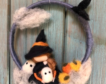 Needle Felt Halloween/Autumn Wreath with a little witch and two ghosts. Waldorf inspired, Halloween decoration