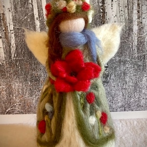 Needle Felt poinsettia Angel Tree Topper, Waldorf inspired, Christmas tree, flower, ornements, Christmas decor