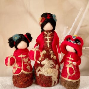 Nadelfilz Neujahrsfest Familie, chinesisches Neujahr Dekor, Geschenk, Jahr des Pferdes, Drachentanz