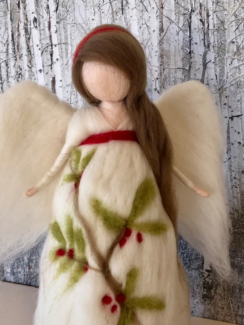 Needle Felt Holly Angel Tree Topper, Waldorf inspired, Christmas tree zdjęcie 2