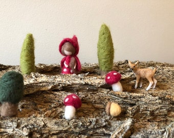 Needle felt play set Waldorf inspired fairy tale Red Riding Hood with trees, mushrooms and acorn