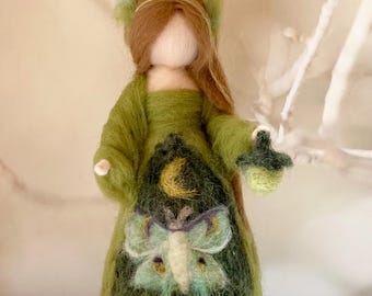 Figurka bogini wróżki księżycowej, ołtarz litha, przesilenie letnie, niebiański wystrój botaniczny w stylu vintage, wystrój letni, motyl