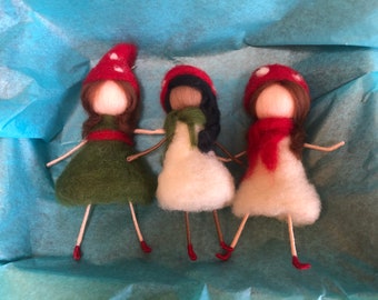 3 needle felt mushrooms girls ornements, Christmas, Waldorf inspired
