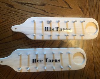 Six Taco caddy’s with drink/condiment holder