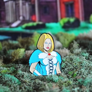 The Queen enamel pin