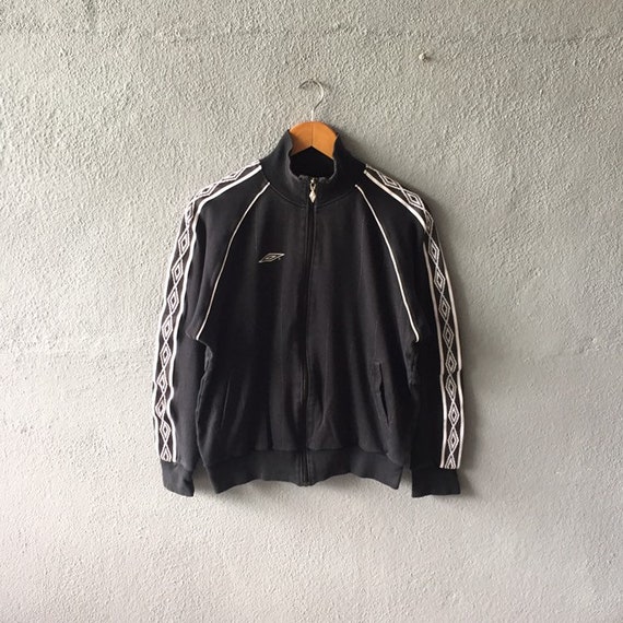 umbro sweater