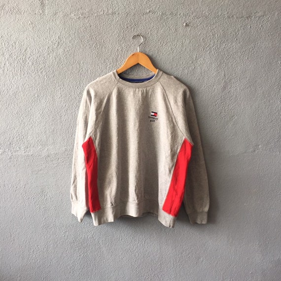 tommy grey sweater