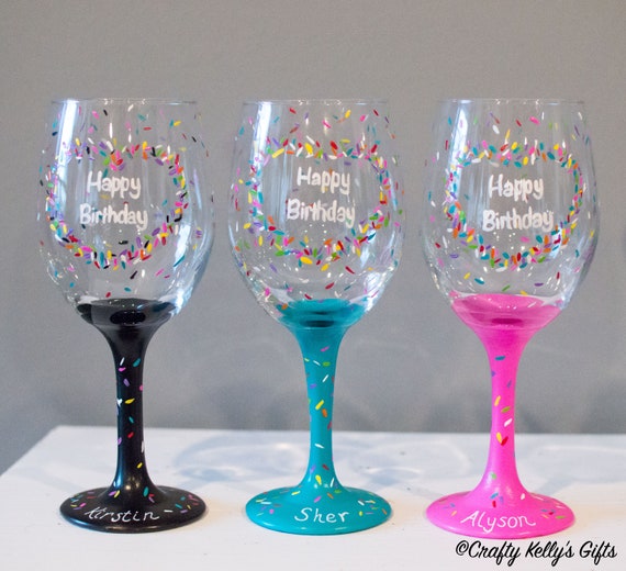 Personalized Wine Glasses - Fancy Initial Design - Wine Lover Gifts–  Crystal Imagery